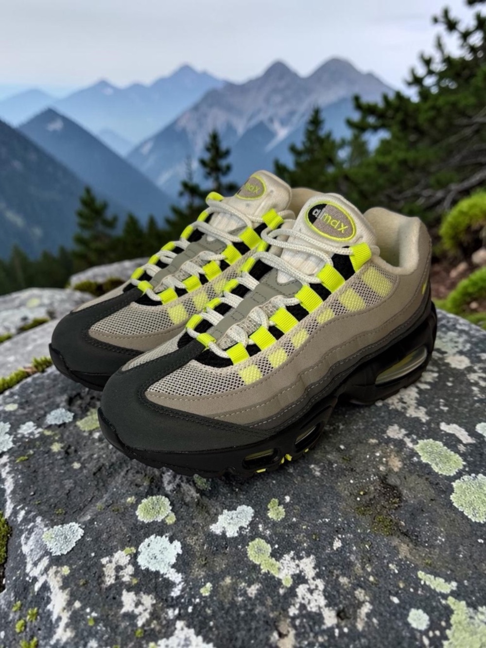 Nike Women’s Air Max 95 size 6W / 4.5M
